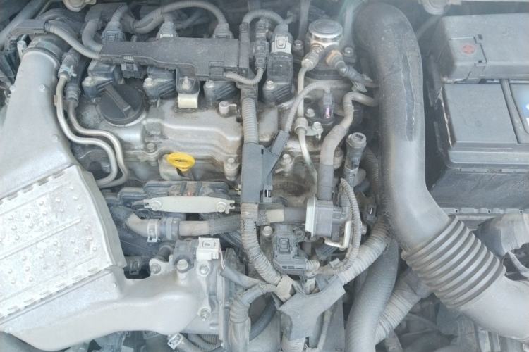 Used Toyota Levin 2019 185T CVT Luxury Edition China VI Standard Engine Bay