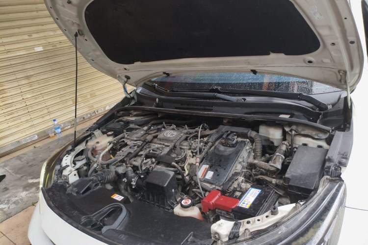 Used Toyota Levin 2019 Dual-Engine 1.8H E-CVT Luxury Edition China VI Standard Engine Bay Right
