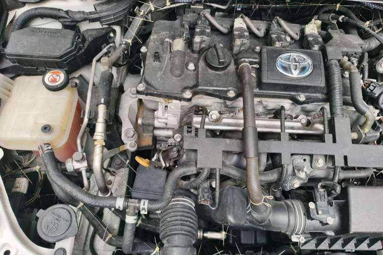 Used Toyota Levin 2019 Dual-Engine 1.8H E-CVT Sport Edition China VI Standard Engine Bay Right