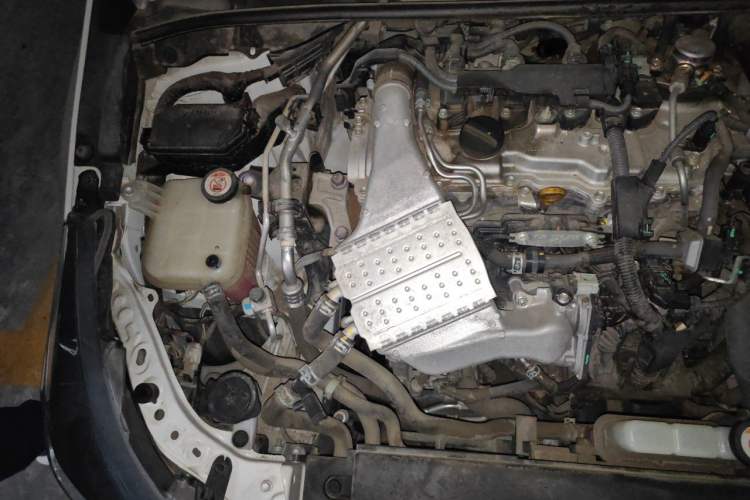 Used Toyota Levin 2019 185T CVT Entry-Level Version China VI Standard Engine Bay Right