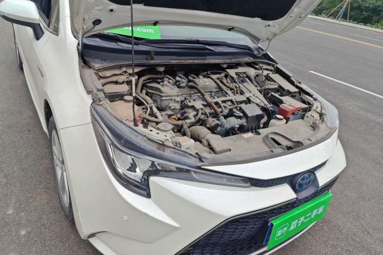 Used Toyota Levin 2019 Dual-Engine 1.8H E-CVT Luxury Edition China VI Standard Engine Bay Right
