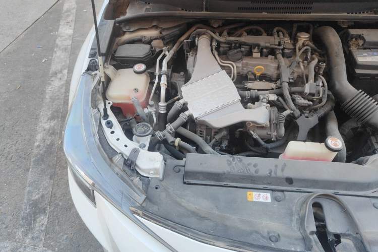 Used Toyota Levin 2019 185T CVT Entry-Level Version China VI Standard Engine Bay Right