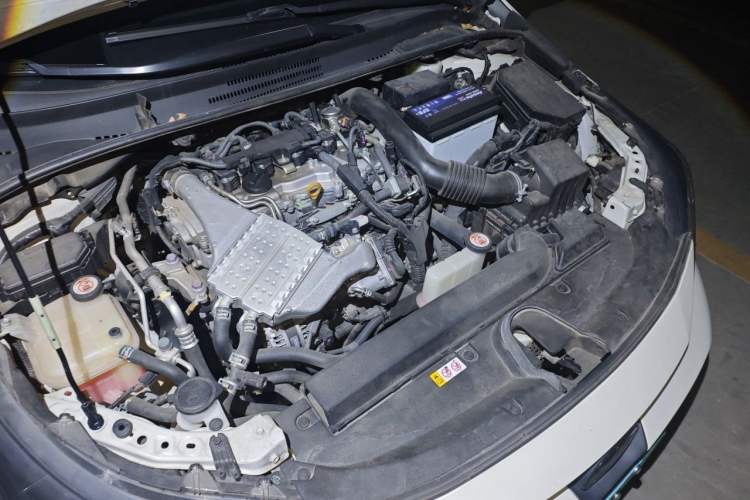 Used Toyota Levin 2019 185T CVT Sport Edition China VI Standard Engine Bay Right