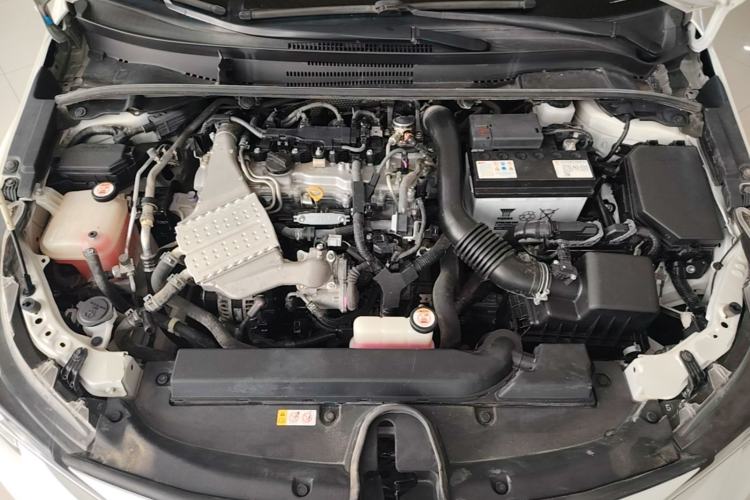 Used Toyota Levin 2019 185T CVT Entry-Level Version China VI Standard Engine Bay