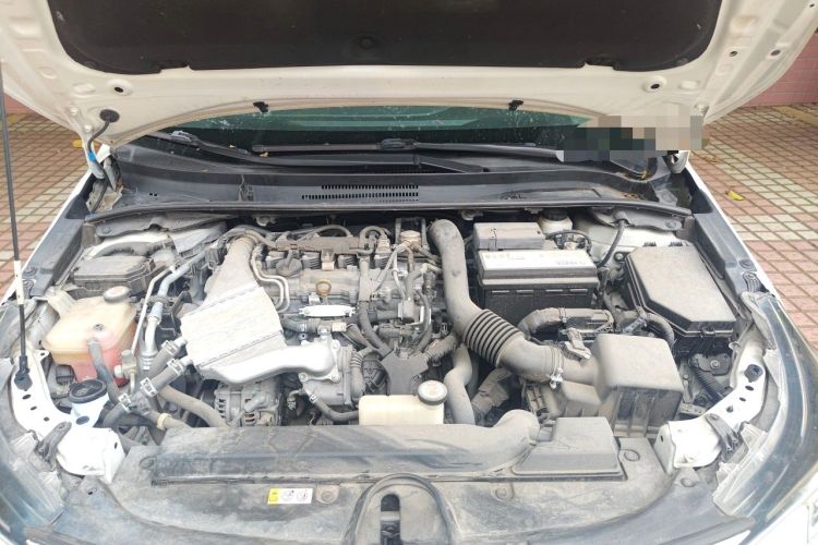 Used Toyota Levin 2019 185T CVT Luxury Edition China VI Standard Engine Bay