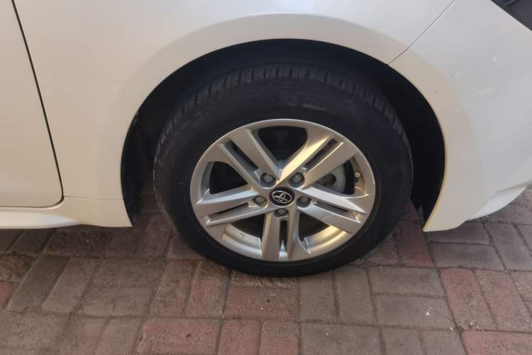 Used Toyota Levin 2019 185T CVT Luxury Edition China VI Standard Exterior 1