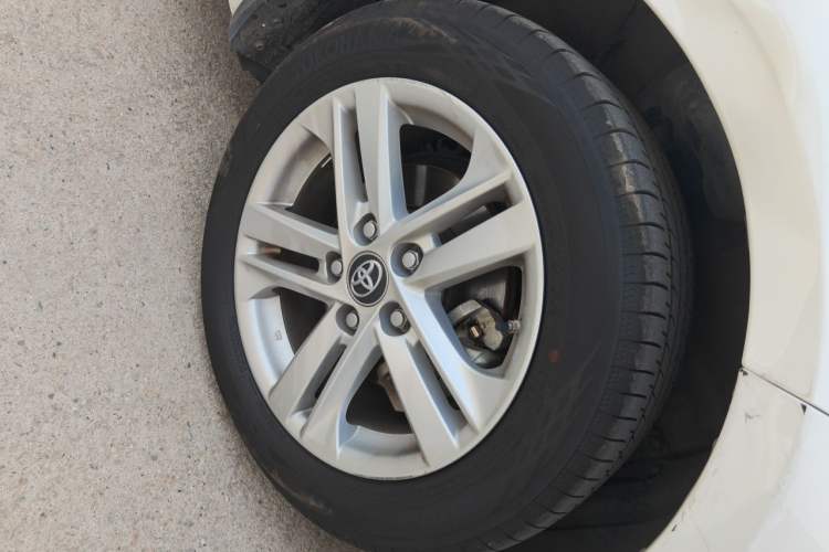 Used Toyota Levin 2019 185T CVT Luxury Edition China VI Standard Exterior 1