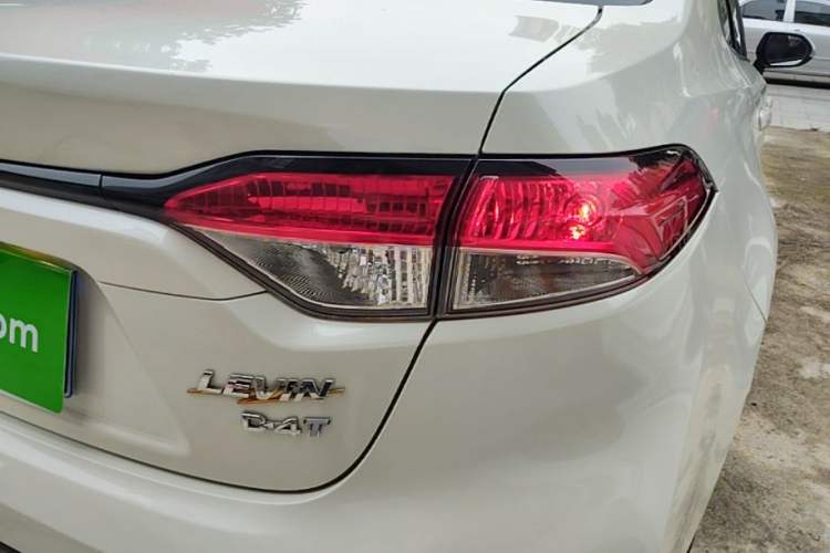 Used Toyota Levin 2019 185T CVT Luxury Edition China VI Standard Exterior 3