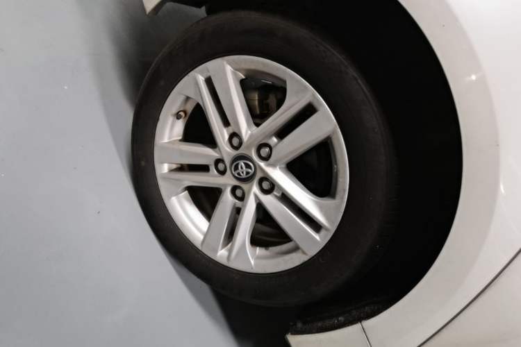 Used Toyota Levin 2019 185T CVT Luxury Edition China VI Standard Exterior 5