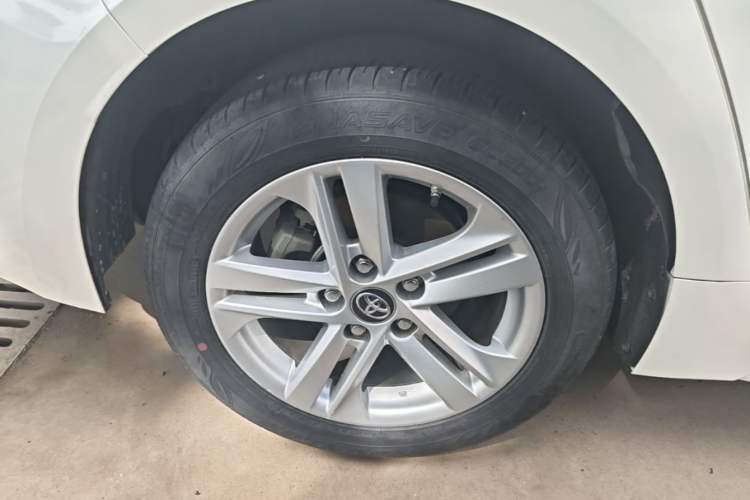 Used Toyota Levin 2019 185T CVT Luxury Edition China VI Standard Exterior 5