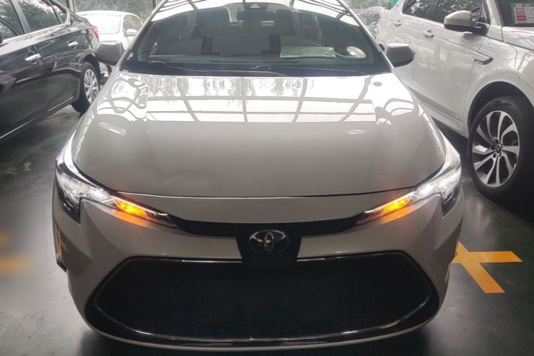 Used Toyota Levin 2019 185T CVT Luxury Edition China VI Standard Front