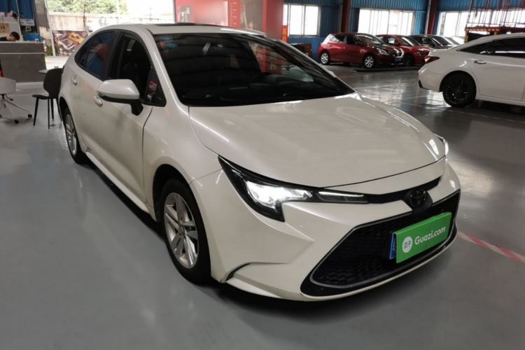 Used Toyota Levin 2019 185T CVT Luxury Edition China VI Standard Front Right 45 Deg