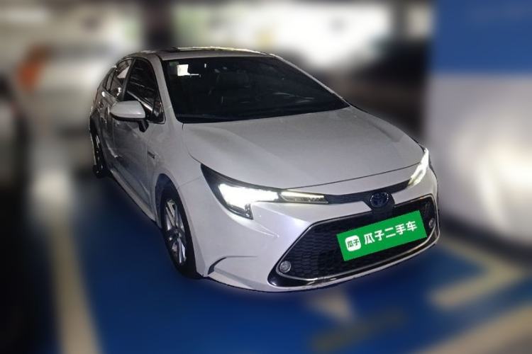 Used Toyota Levin 2019 Dual-Engine 1.8H E-CVT Luxury Edition China VI Standard Front Right 45 Deg