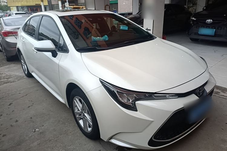 Used Toyota Levin 2019 185T CVT Luxury Edition China VI Standard Front Right 45 Deg