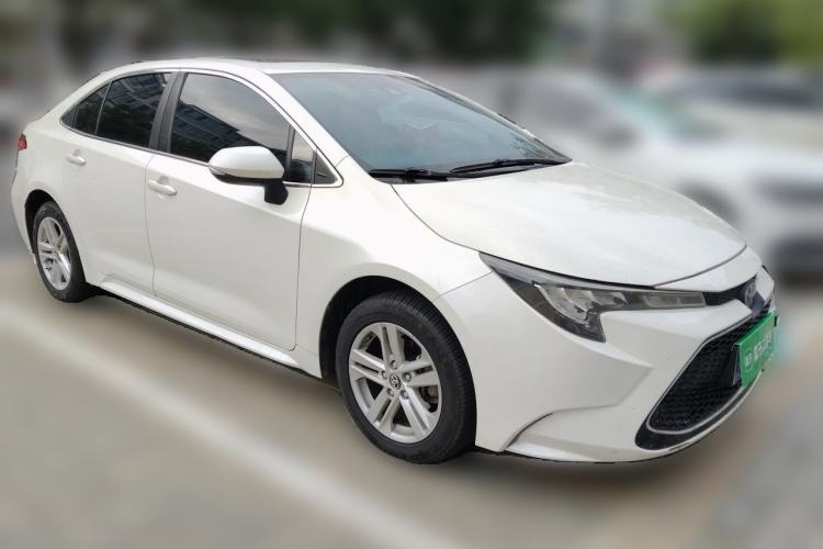 Used Toyota Levin 2019 185T CVT Luxury Edition China VI Standard Front Right 45 Deg