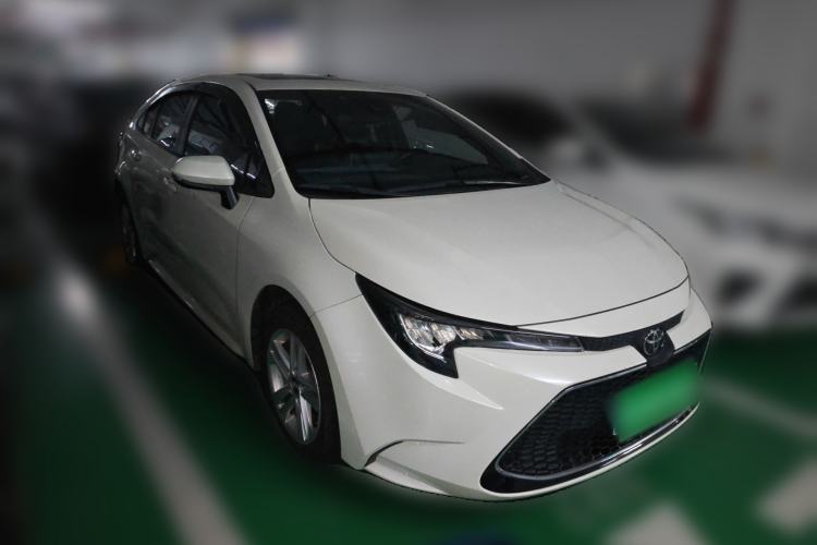 Used Toyota Levin 2019 185T CVT Luxury Edition China VI Standard Front Right 45 Deg