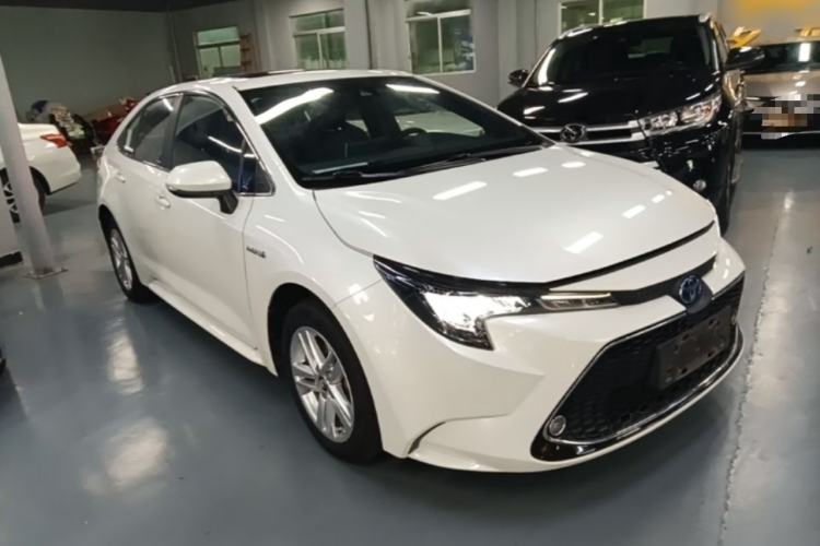 Used Toyota Levin 2019 Dual-Engine 1.8H E-CVT Luxury Edition China VI Standard Front Right 45 Deg