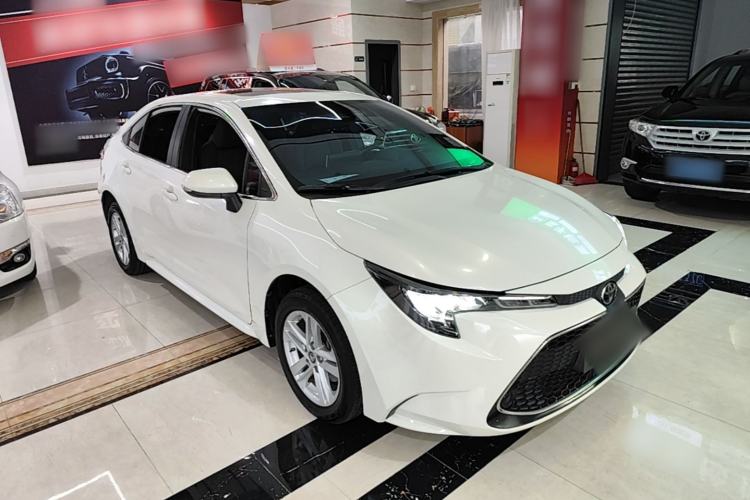Used Toyota Levin 2019 185T CVT Luxury Edition China VI Standard Front Right 45 Deg