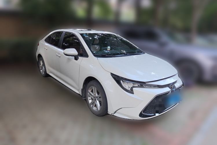 Used Toyota Levin 2019 185T CVT Luxury Edition China VI Standard Front Right 45 Deg