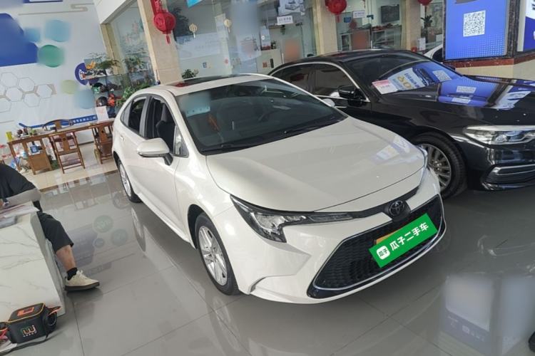 Used Toyota Levin 2019 185T CVT Luxury Edition China VI Standard Front Right 45 Deg