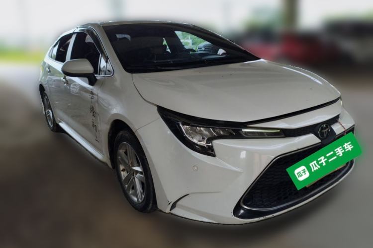Used Toyota Levin 2019 185T CVT Luxury Edition China VI Standard Front Right 45 Deg