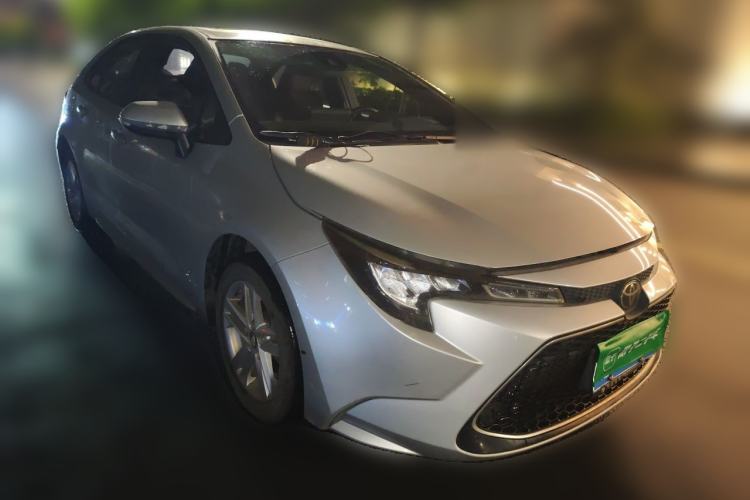 Used Toyota Levin 2019 185T CVT Luxury Edition China VI Standard Front Right 45 Deg