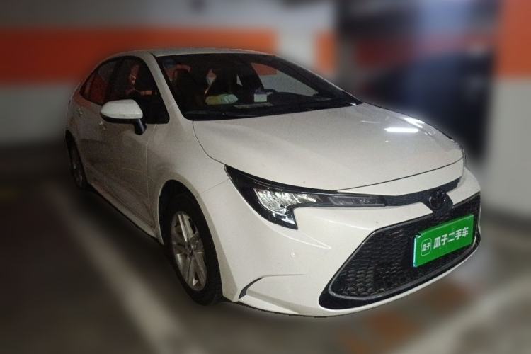 Used Toyota Levin 2019 185T CVT Luxury Edition China VI Standard Front Right 45 Deg