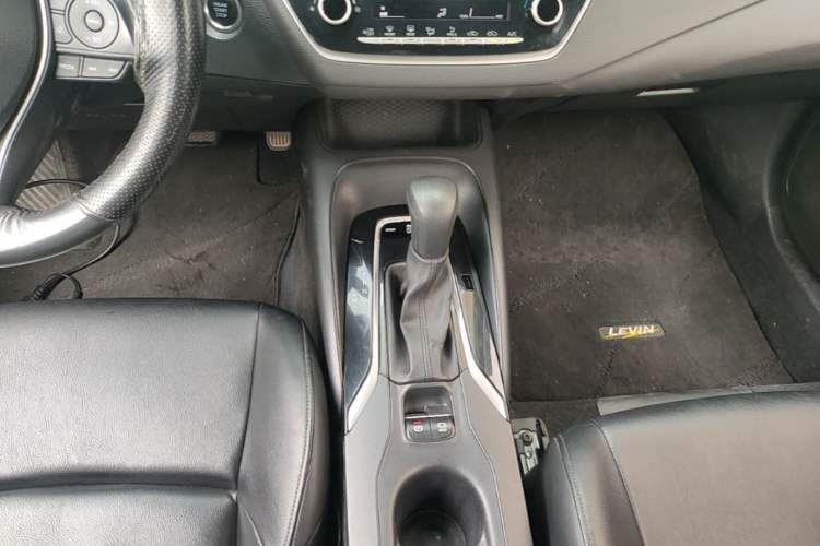 Used Toyota Levin 2019 185T CVT Luxury Edition China VI Standard Gear Lever