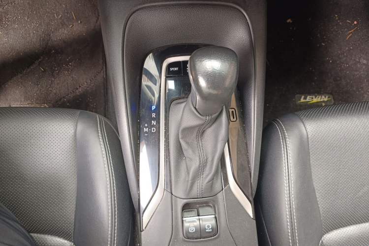 Used Toyota Levin 2019 185T CVT Luxury Edition China V Standard Gear Lever
