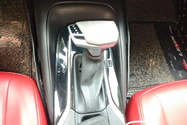 Used Toyota Levin 2019 185T CVT Sport Edition China VI Standard Gear Lever
