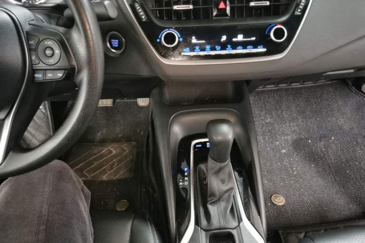 Used Toyota Levin 2019 185T CVT Luxury Edition China VI Standard Gear Lever