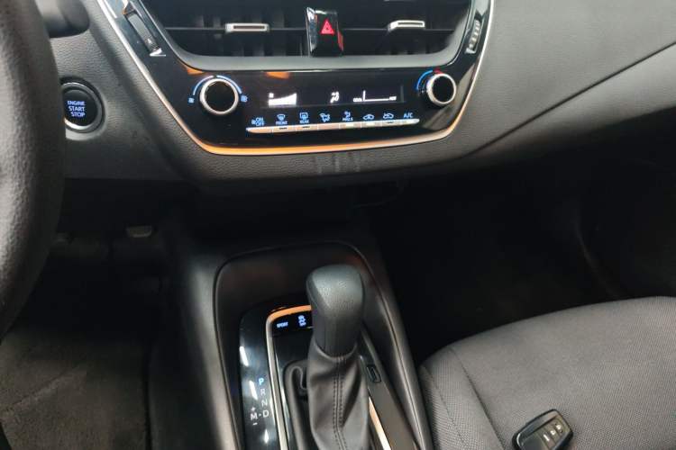 Used Toyota Levin 2019 185T CVT Luxury Edition China VI Standard Gear Lever