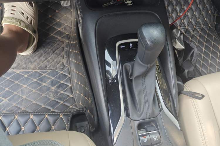 Used Toyota Levin 2019 185T CVT Luxury Edition China VI Standard Gear Lever