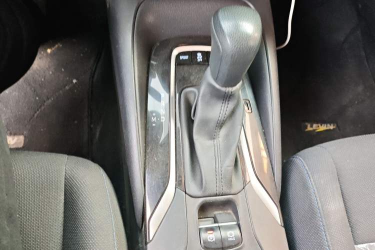 Used Toyota Levin 2019 185T CVT Sport Edition China VI Standard Gear Lever