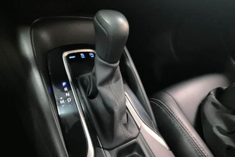 Used Toyota Levin 2019 185T CVT Entry-Level Version China VI Standard Gear Lever