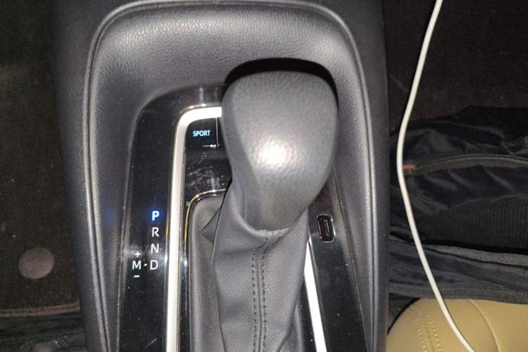 Used Toyota Levin 2019 185T CVT Luxury Edition China VI Standard Gear Lever