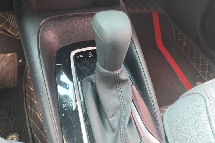 Used Toyota Levin 2019 185T CVT Luxury Edition China VI Standard Gear Lever