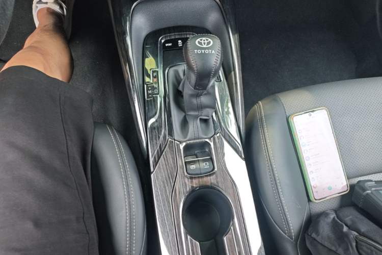 Used Toyota Levin 2019 185T CVT Entry-Level Version China VI Standard Gear Lever