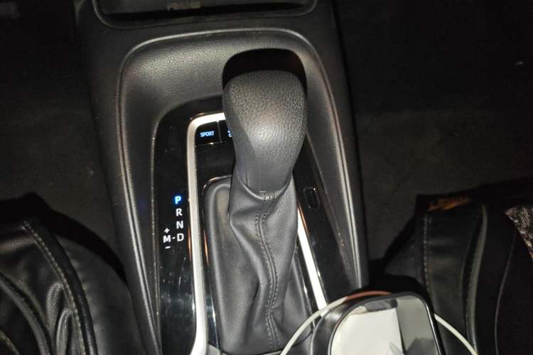 Used Toyota Levin 2019 185T CVT Luxury Edition China VI Standard Gear Lever