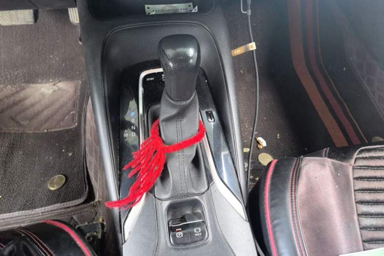 Used Toyota Levin 2019 185T CVT Entry-Level Version China VI Standard Gear Lever
