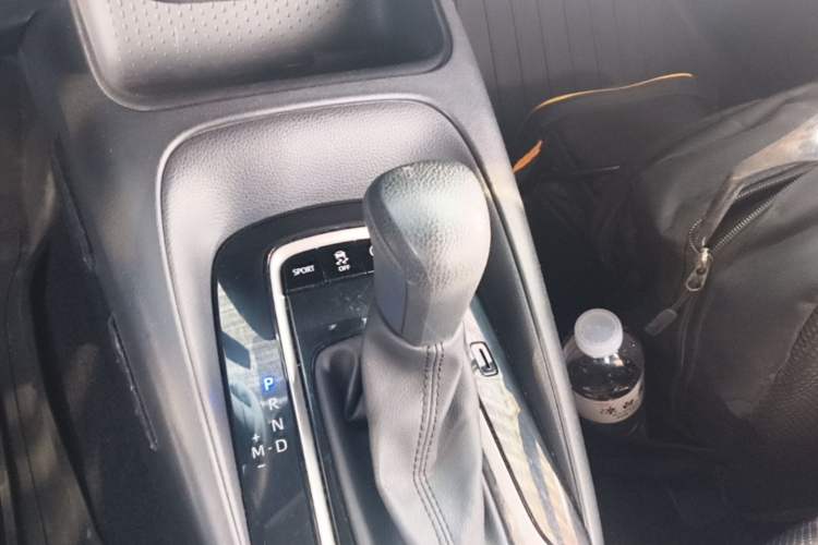 Used Toyota Levin 2019 185T CVT Luxury Edition China VI Standard Gear Lever