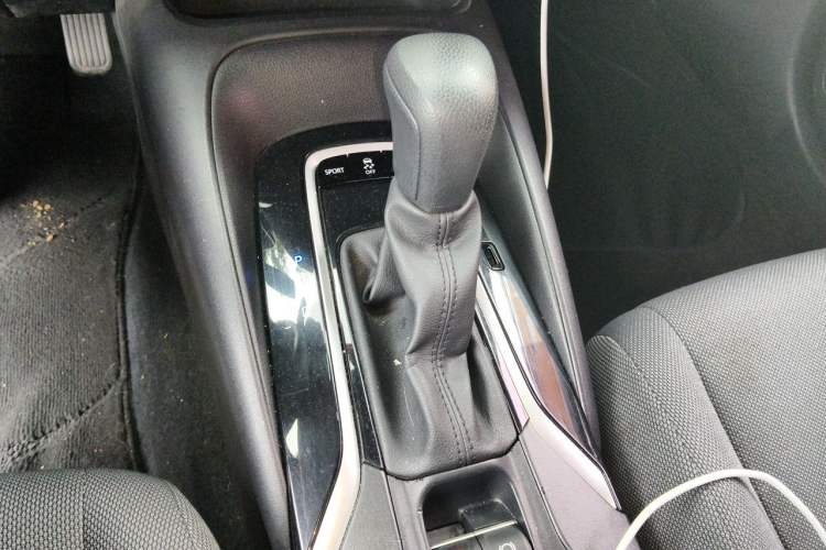 Used Toyota Levin 2019 185T CVT Luxury Edition China VI Standard Gear Lever