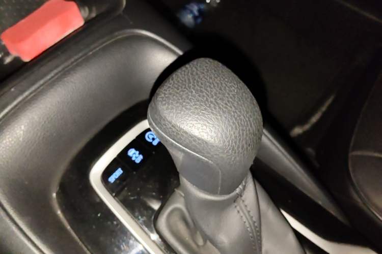 Used Toyota Levin 2019 185T CVT Luxury Edition China VI Standard Gear Lever