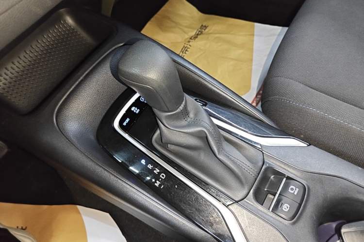 Used Toyota Levin 2019 185T CVT Sport Edition China VI Standard Gear Lever
