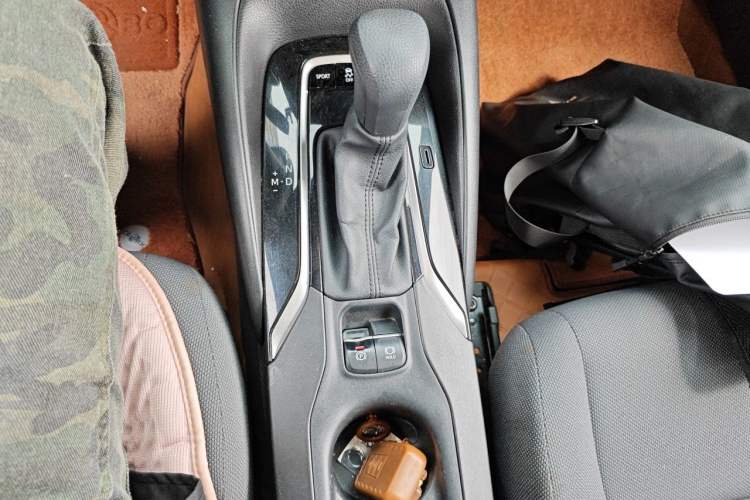 Used Toyota Levin 2019 185T CVT Luxury Edition China VI Standard Gear Lever