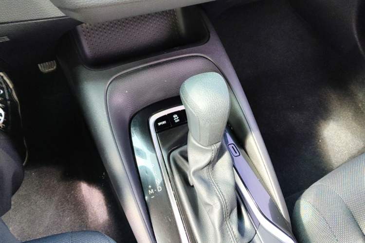 Used Toyota Levin 2019 185T CVT Luxury Edition China VI Standard Gear Lever