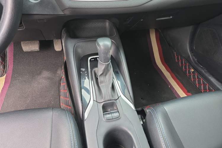 Used Toyota Levin 2019 185T CVT Luxury Edition China V Standard Gear Lever