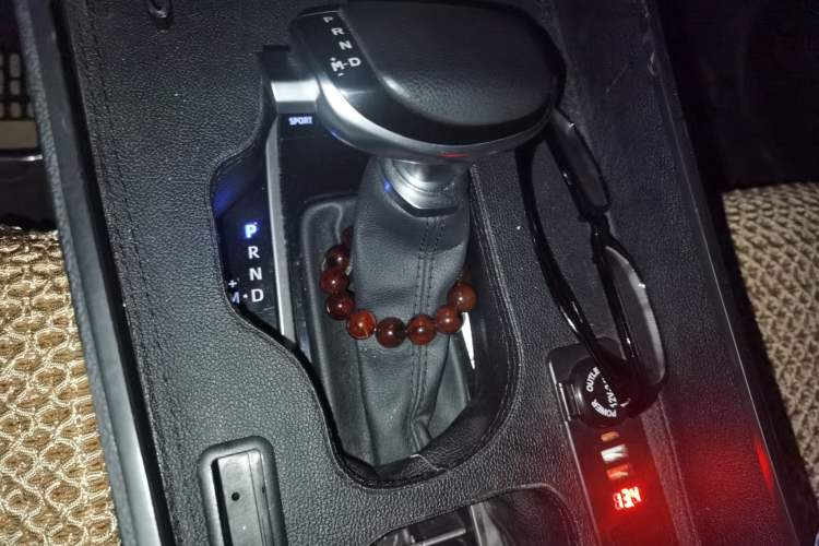 Used Toyota Levin 2019 185T CVT Sport Edition China VI Standard Gear Lever