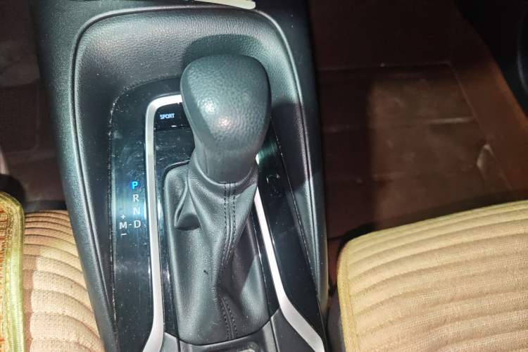 Used Toyota Levin 2019 185T CVT Luxury Edition China VI Standard Gear Lever