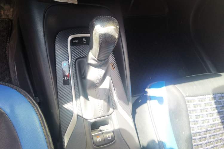 Used Toyota Levin 2019 185T CVT Luxury Edition China VI Standard Gear Lever